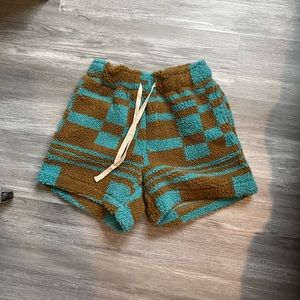 Sherpa shorts